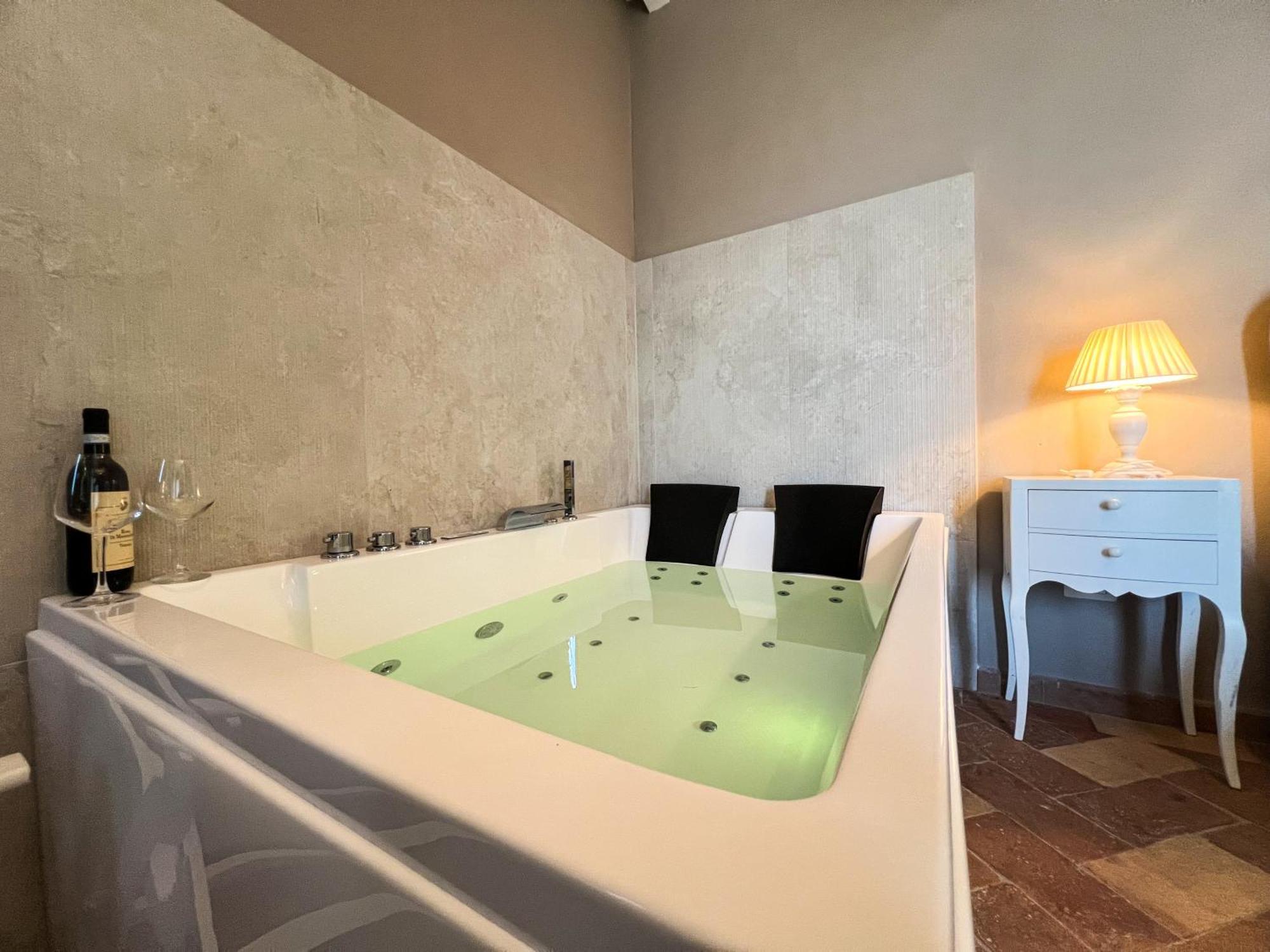 Antica Quercia Villa & Spa Chianciano Terme Exterior photo